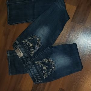 BEAUTIFUL pair of grace in la jeans size 28